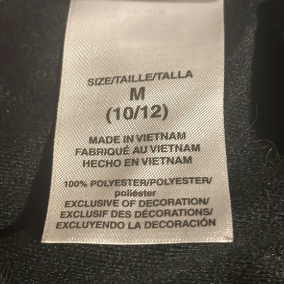 Size medium (10-12) from adidas doesn’t have any stains and in perfect condition - Picture 2 of 3